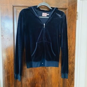 JUICY VELVET HOODIE 💫